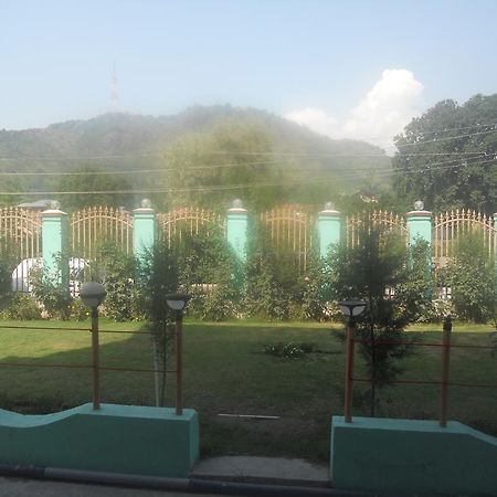 Hotel Royale Jannat Srinagar (Jammu and Kashmir) Ngoại thất bức ảnh