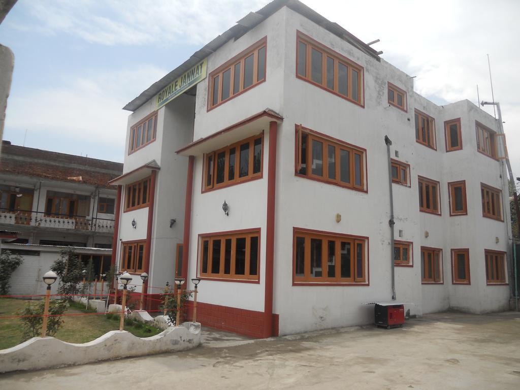 Hotel Royale Jannat Srinagar (Jammu and Kashmir) Ngoại thất bức ảnh